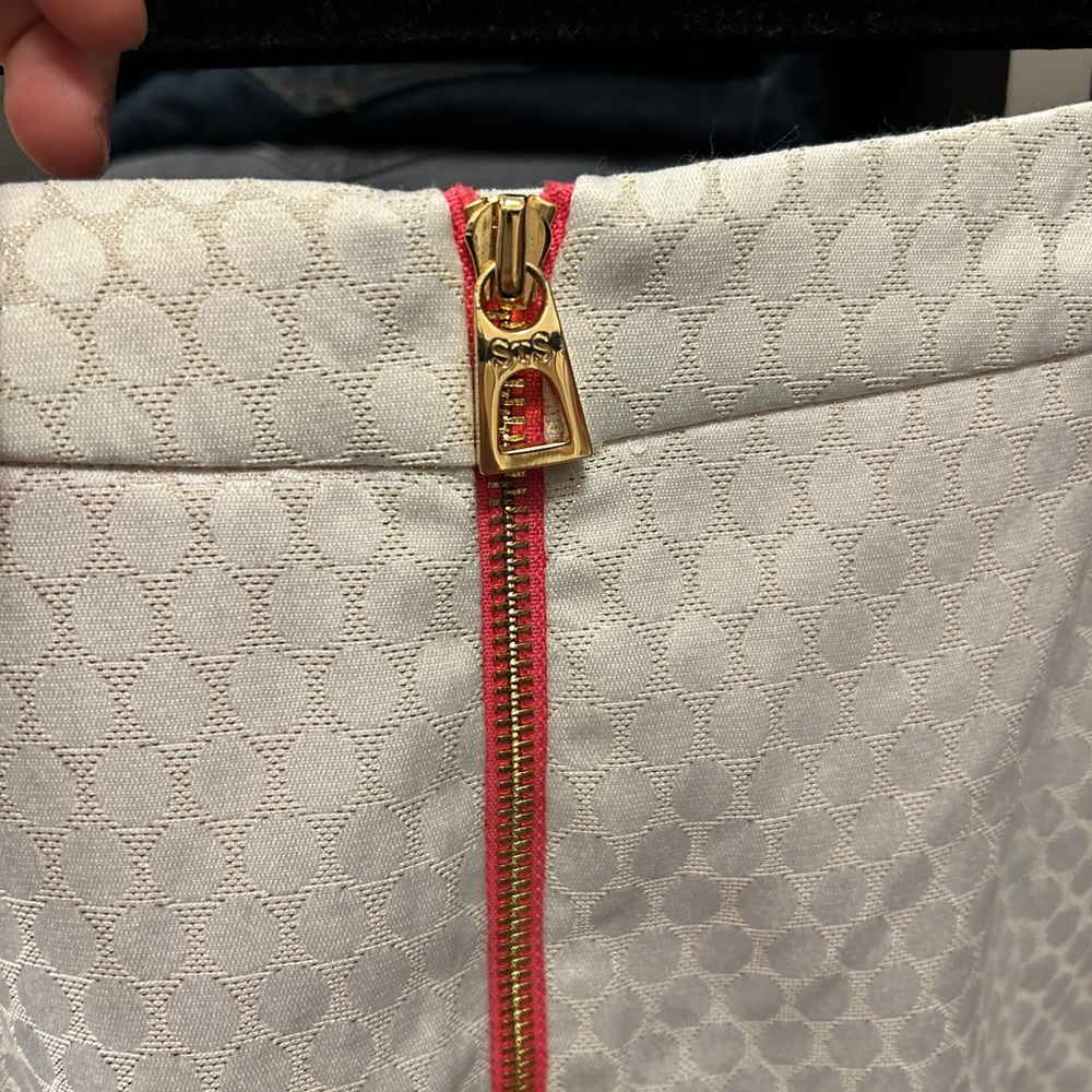 Sale to Sable mini skirt cream with gold hardware - Picture 3 of 4